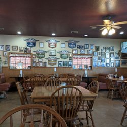 Lucky’s Cafe - Military wall