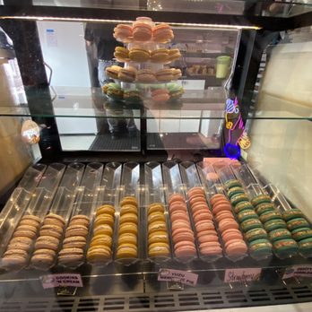 Omg Squee - Macrons - Desserts Near Me - Austin, Texas