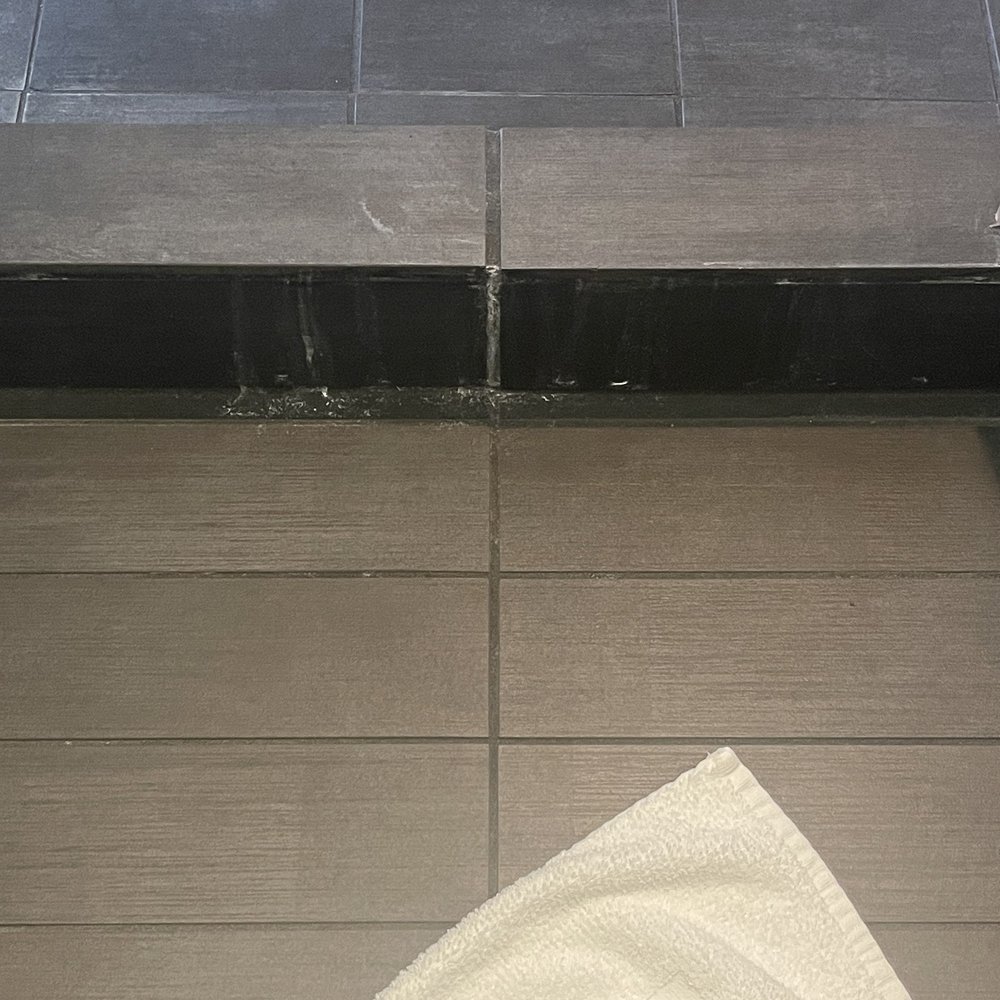 Aloft by Marriott Tulsa - Soap scum on the floor - Hotels Near Me - Tulsa, Oklahoma Aloft by Marriott Tulsa - Soap scum on the floor - Hotels Near Me - Tulsa, Oklahoma