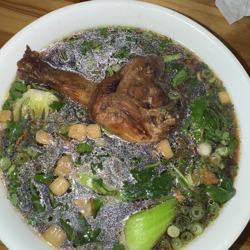 Juicy King Crab House - S3. Roast Duck Noodles Soup - Seafood Near Me - Nottingham, Maryland