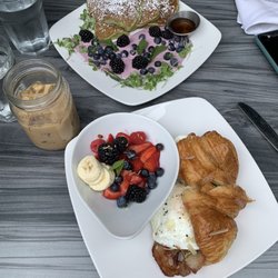un caffe altamura - GF Matcha pancakes and breakfast croissant!