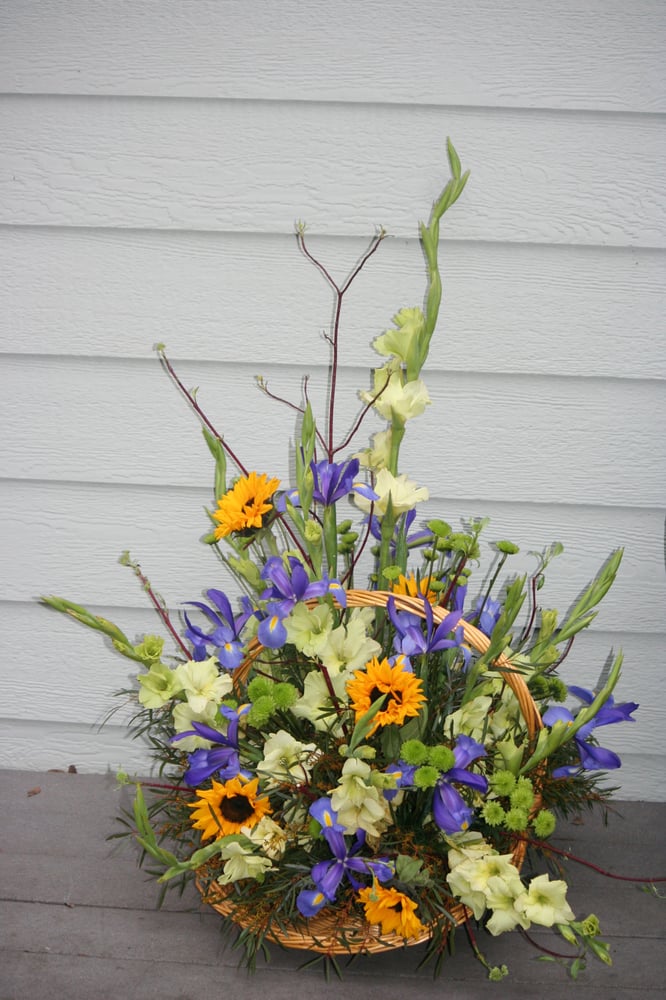 FLOWERS BY DONKA Updated September 2024 Las Vegas, Nevada