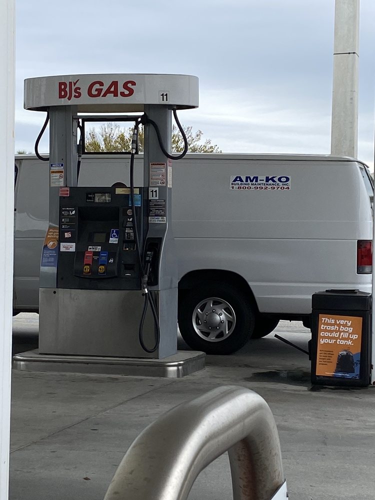 BJ’S GAS STATION Updated September 2024 1155 Palm Bay, Melbourne
