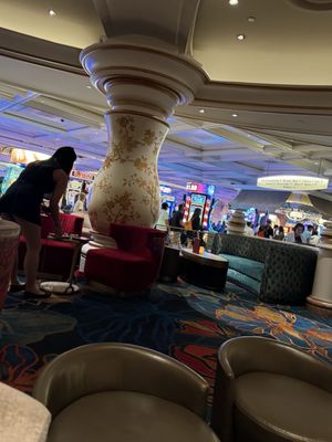 Baccarat Bar & Lounge by null