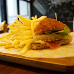 The Sezar club sandwich, which is served which a healty portion of fries, they don't taste particularly good though