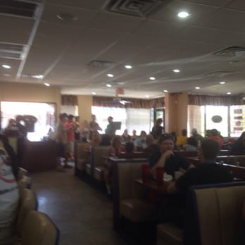 Sunny's Diner - 20 min wait on a Sunday morning - American Near Me - Tempe, Arizona Sunny's Diner - 20 min wait on a Sunday morning - American Near Me - Tempe, Arizona