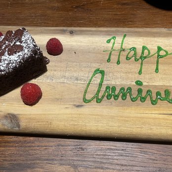 Aloha Steak House - Brownie anniversary dessert - Steakhouses Near Me - Honolulu, Hawaii Aloha Steak House - Brownie anniversary dessert - Steakhouses Near Me - Honolulu, Hawaii