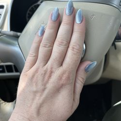 Scenic City Nails Spa - Blue cat eye nails love them!