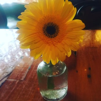 The Parlor - Such a pretty table deco! - Pizza Near Me - Phoenix, Arizona The Parlor - Such a pretty table deco! - Pizza Near Me - Phoenix, Arizona