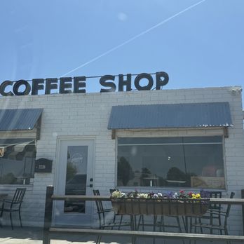 Studio 66 Cafe - Exterior - Coffee & Tea Near Me - Holbrook, Arizona Studio 66 Cafe - Exterior - Coffee & Tea Near Me - Holbrook, Arizona