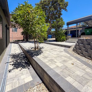 My Cali Builders - Hardscape works with pavers and drainage systems - General Contractors Near Me - Los Angeles, California My Cali Builders - Hardscape works with pavers and drainage systems - General Contractors Near Me - Los Angeles, California