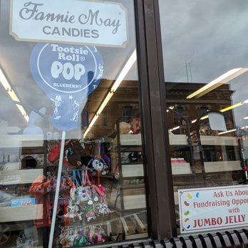 Wakarusa Dime Store - Candy Stores Near Me - Wakarusa, Indiana