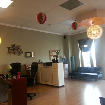 C Nails - Clean, spacious, friendly staff and friendly prices! - Nail Salons Near Me - Tampa Bay, Florida