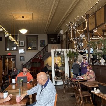 Electric Brew - Ambiance - Coffee & Tea Near Me - Goshen, Indiana