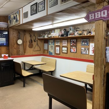 Ole Time Barbecue - the inside of a restaurant - Barbeque Near Me - Raleigh, North Carolina Ole Time Barbecue - the inside of a restaurant - Barbeque Near Me - Raleigh, North Carolina
