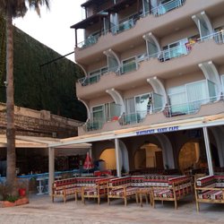Barbaros Beach Otel - Mavi beyaz otele katılıp tesettür oteli olmuş