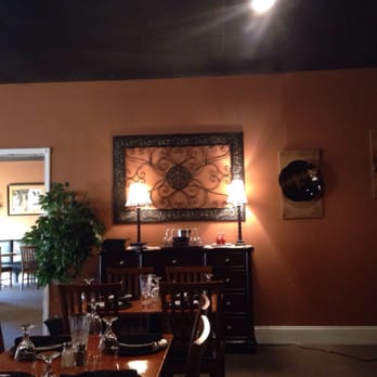 Freshwaters - Back dinning room - Southern Near Me - Charlotte, North Carolina Freshwaters - Back dinning room - Southern Near Me - Charlotte, North Carolina