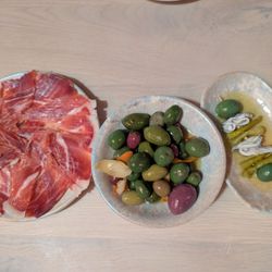 Jamon Iberico, marinated olives, Gilda