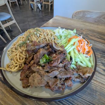 Hanoi 36 Streets - Grilled pork garlic noodle - Vietnamese Near Me - Sacramento, California Hanoi 36 Streets - Grilled pork garlic noodle - Vietnamese Near Me - Sacramento, California