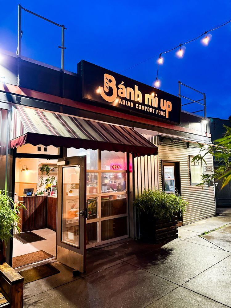 Food from Banh Mi Up