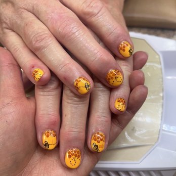 LuXe Nails - nails done by v - Nail Salons Near Me - Leonardtown, Maryland