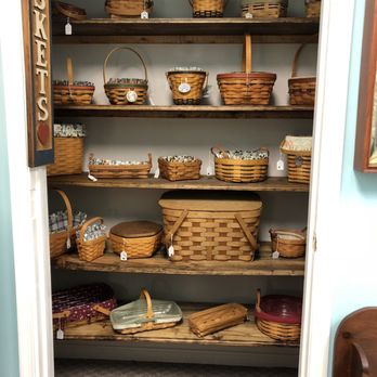 Two Crows Antique Mall - Baskets - Antiques Near Me - Ranson, West Virginia