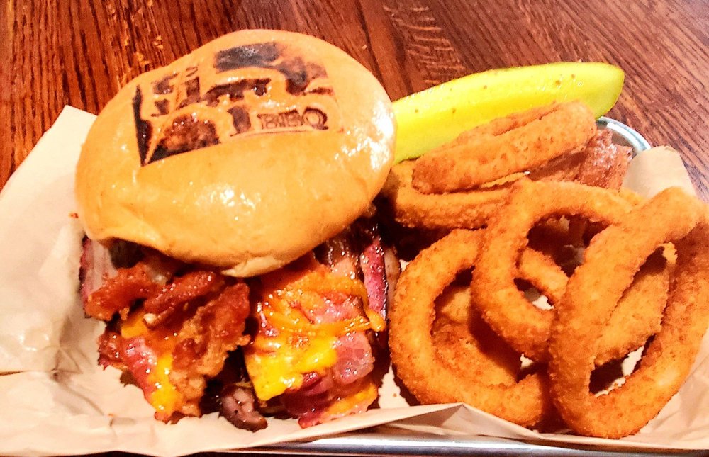 SMOKETOWN BBQ - 26 Photos & 28 Reviews - Barbeque - 7702 Shawnee