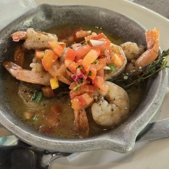 Bahama Breeze - Several of her great dishes - Bars Near Me - Schaumburg, Illinois