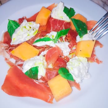 Fratelli Fresh - Parma with rock melon and bocconcini - Italian Near Me - Sydney, NSW Fratelli Fresh - Parma with rock melon and bocconcini - Italian Near Me - Sydney, NSW