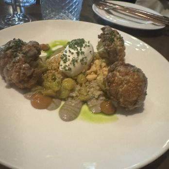 First & Oak - Insanely good cauliflower- such a surprise! - New American Near Me - Solvang, California First & Oak - Insanely good cauliflower- such a surprise! - New American Near Me - Solvang, California