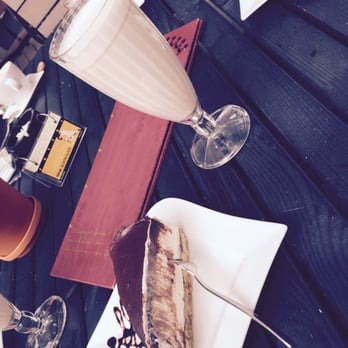 Café Albert - dieser Schoko Mascarpone Kuchen war super lecker... - Cafes Near Me - Leipzig, SN Café Albert - dieser Schoko Mascarpone Kuchen war super lecker... - Cafes Near Me - Leipzig, SN