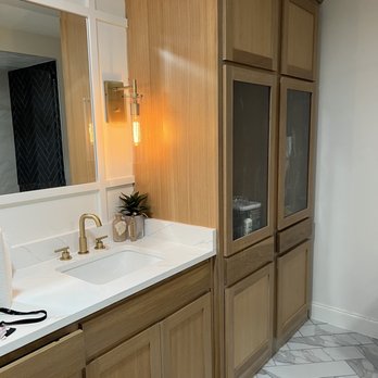 Gold Stars Painting - Painters Near Me Gold Stars Painting - Painters Near Me