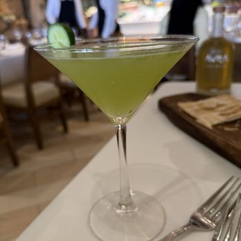 Avra Beverly Hills - Santorini Martini - Greek Near Me - Beverly Hills, California Avra Beverly Hills - Santorini Martini - Greek Near Me - Beverly Hills, California