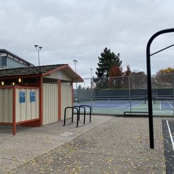 Andrew Spinas Park - Bathrooms tennis and basketball
