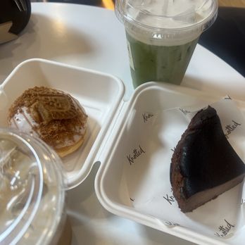 Cafe Knotted Arts District - Chocolate cheesecake , matcha - Donuts Near Me - Los Angeles, California Cafe Knotted Arts District - Chocolate cheesecake , matcha - Donuts Near Me - Los Angeles, California