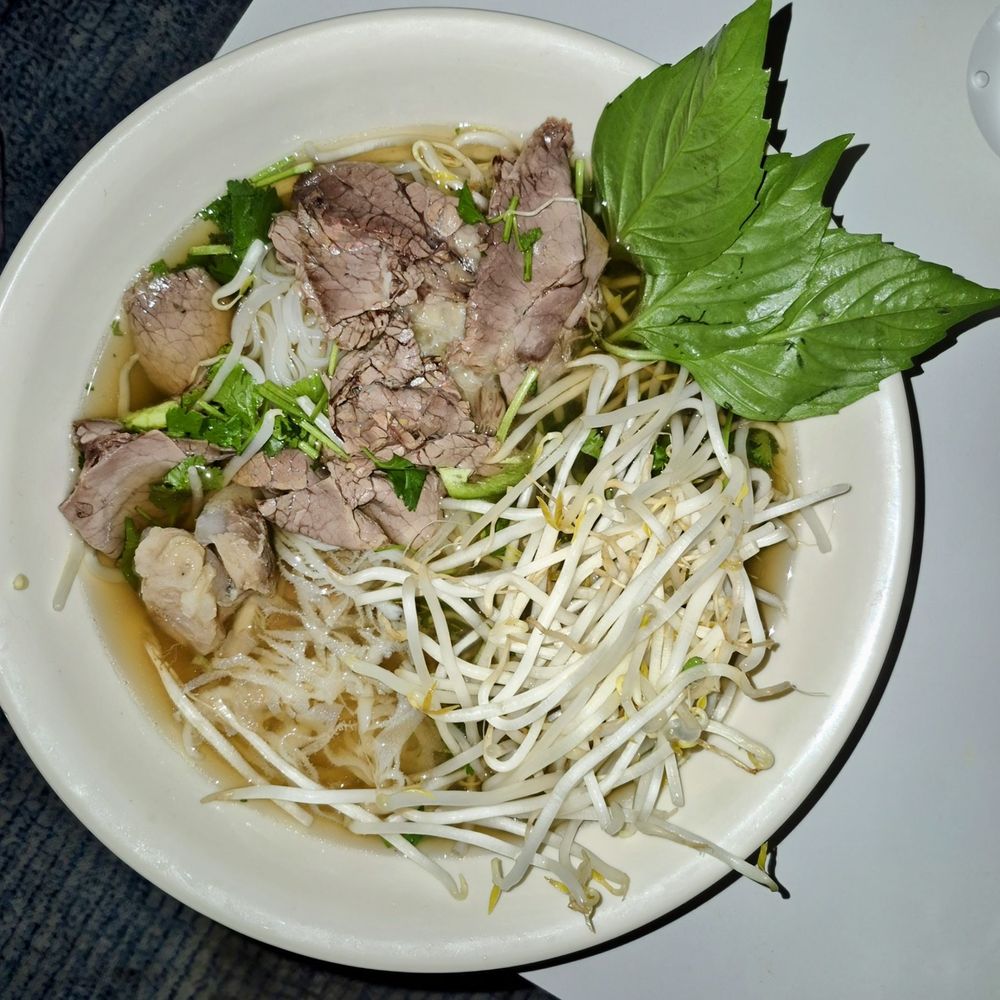 14. Pho Tai Chin Nam Gau Gan Sach x large 14. Pho Tai Chin Nam Gau Gan Sach x large