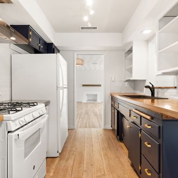 Oak Foliage Flooring - Flooring Near Me - Granada Hills, California Oak Foliage Flooring - Flooring Near Me - Granada Hills, California