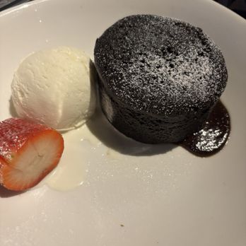 Yard House - Something sweet - New American Near Me - Sacramento, California Yard House - Something sweet - New American Near Me - Sacramento, California