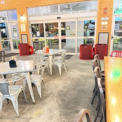 BurgerFi - Dining