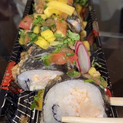 Savage Sushi - Lobster roll