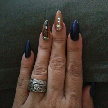 Anna's Nails - Julie is new to this salon but not new to this industry. Love her and her work. - Nail Salons Near Me - San Leandro, California Anna's Nails - Julie is new to this salon but not new to this industry. Love her and her work. - Nail Salons Near Me - San Leandro, California