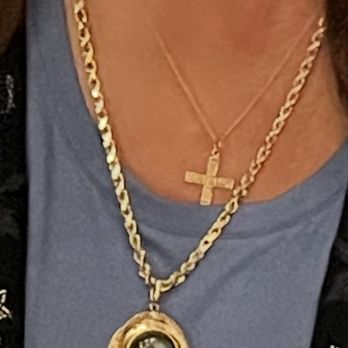 Cabot Mill Antiques - Looking for this necklace. - Antiques Near Me - Brunswick, Maine