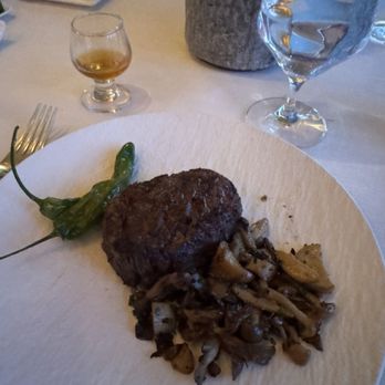 The Edge Steakhouse - American Near Me - Rancho Mirage, California The Edge Steakhouse - American Near Me - Rancho Mirage, California