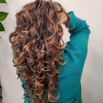 Tame It Curl Haus - Hair Stylists Near Me - Englewood, Colorado Tame It Curl Haus - Hair Stylists Near Me - Englewood, Colorado