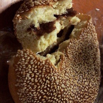 Mashion Bakery - $1 Red bean bread - Bakeries Near Me - Toronto, Ontario Mashion Bakery - $1 Red bean bread - Bakeries Near Me - Toronto, Ontario