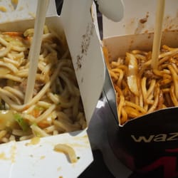 Wazawok - Bon app ! (taille large à gauche, taille standard à droite)