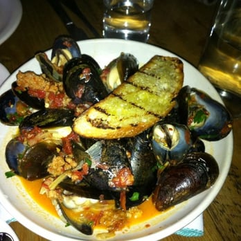 Gjelina - Mussels w/ spicy chorizo & white wine - New American Near Me - Venice, California Gjelina - Mussels w/ spicy chorizo & white wine - New American Near Me - Venice, California