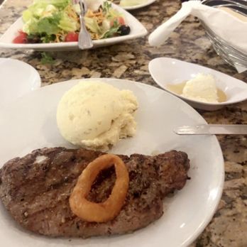 Black Angus Steakhouse - Delish - Steakhouses Near Me - Kissimmee, Florida Black Angus Steakhouse - Delish - Steakhouses Near Me - Kissimmee, Florida