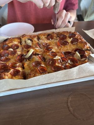 Pope's Pizza by null