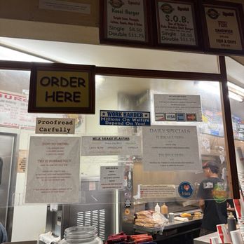 Bubba Burgers Poipu - Burgers Near Me - Koloa, Hawaii Bubba Burgers Poipu - Burgers Near Me - Koloa, Hawaii